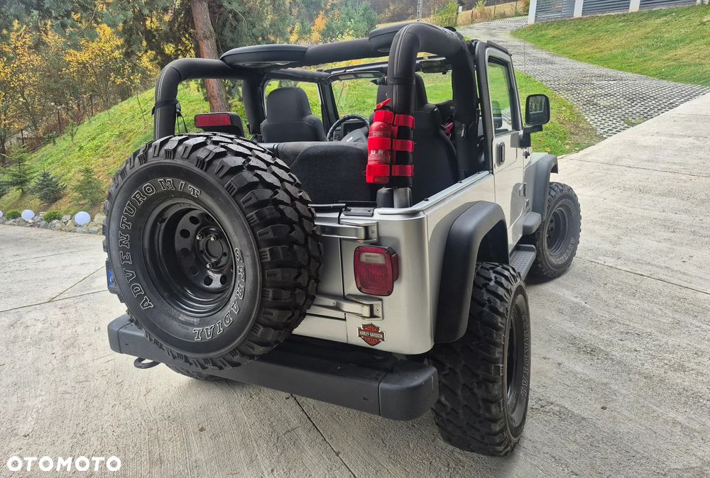 Jeep Wrangler 4.0 Sport - 8