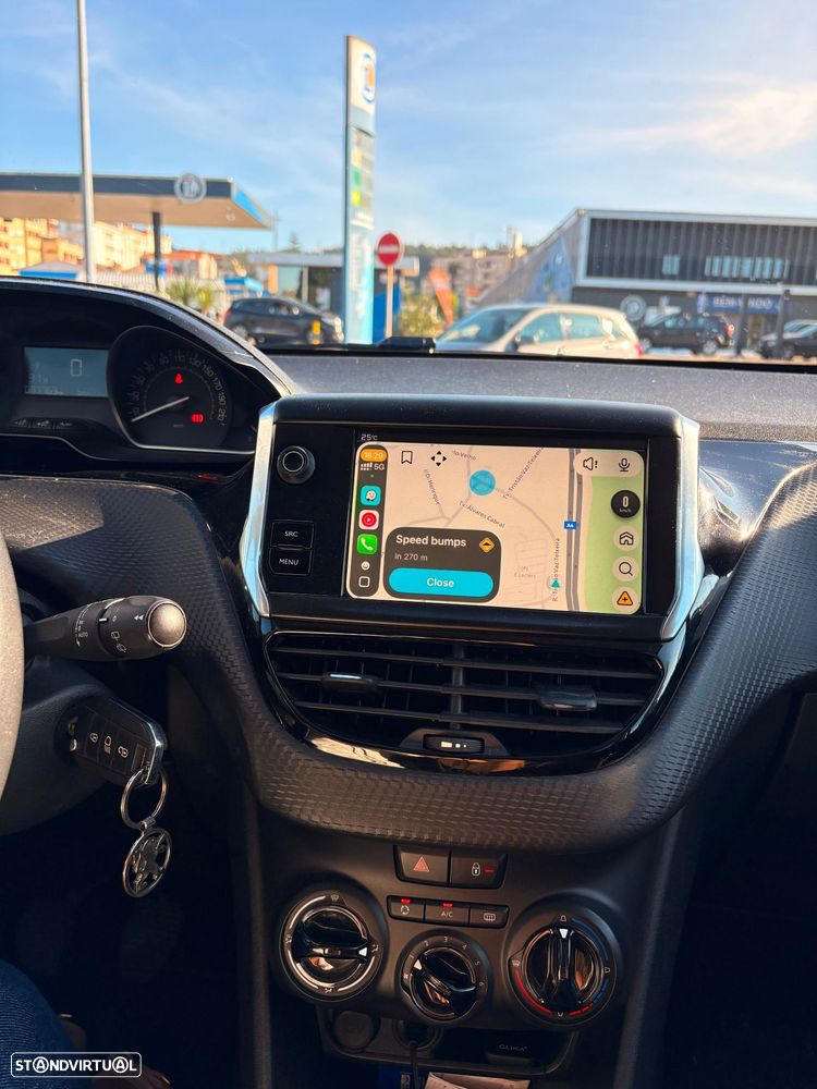 Peugeot 208 1.2 PureTech Style - 5