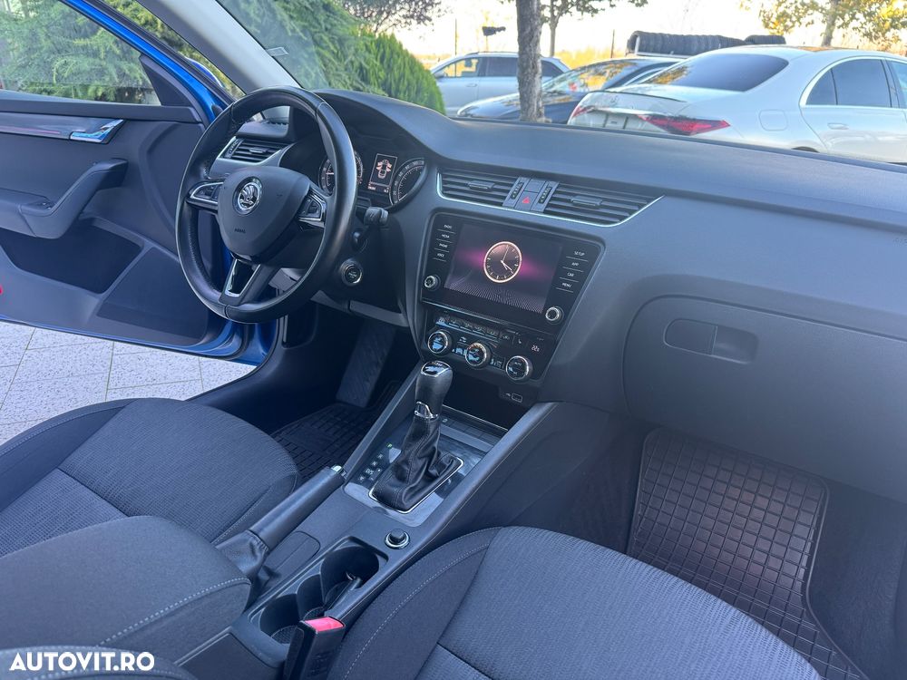 Skoda Octavia 2.0 TDI DSG Ambition - 30