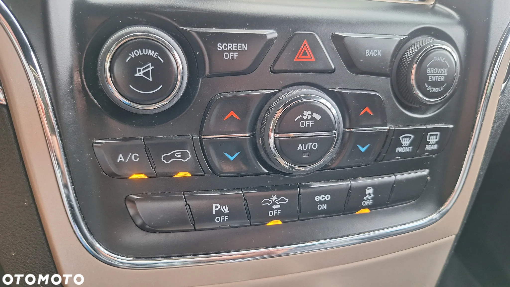 Jeep Grand Cherokee 3.0 CRD Overland - 28