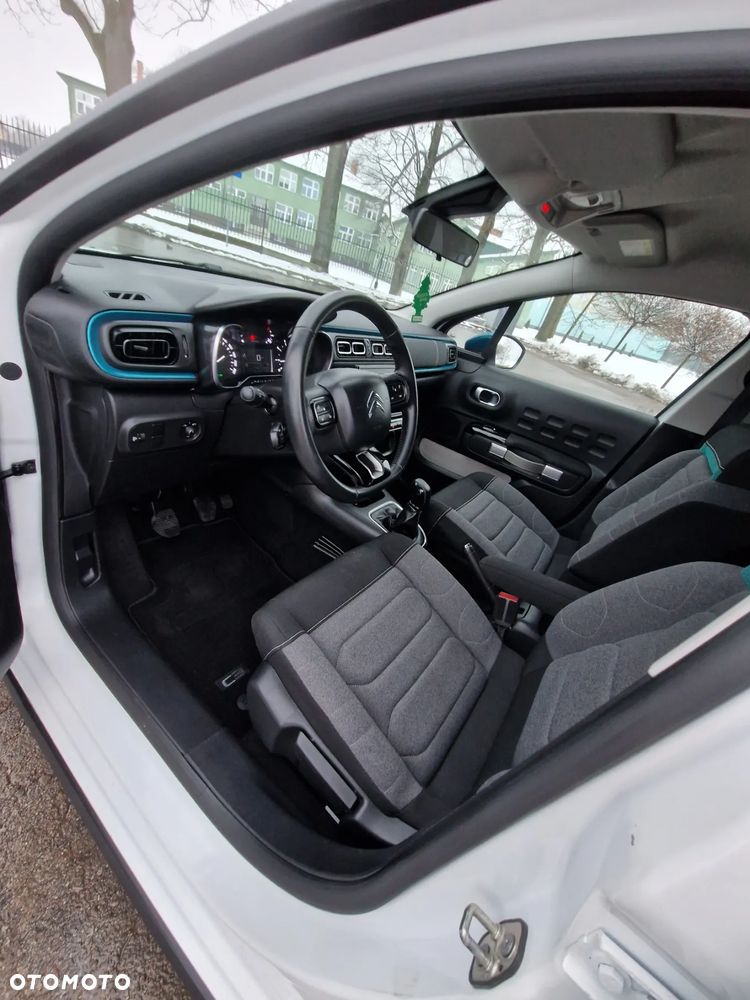 Citroën C3 Pure Tech 82 SHINE - 18