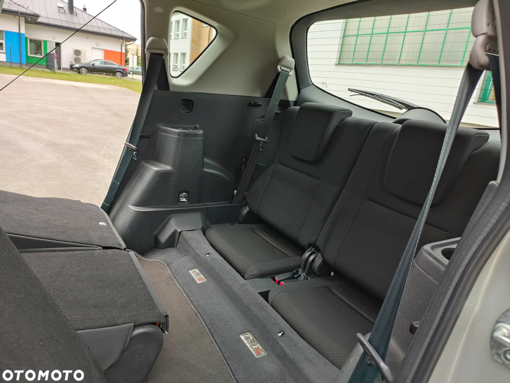 Toyota Corolla Verso 1.8 Sol 7os - 19