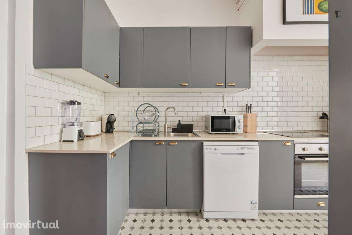 Quarto - localizado em Marquês de Pombal Lisbon - Grande imagem: 2/26