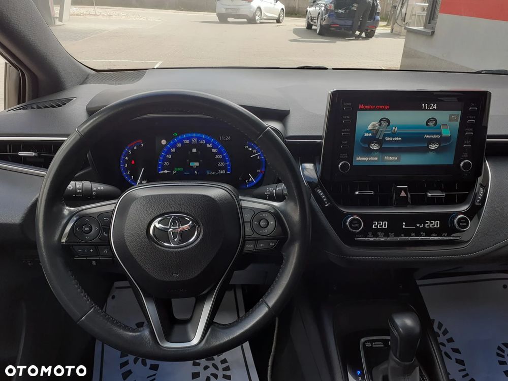 Toyota Corolla - 11