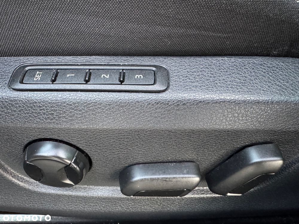 Skoda Superb 2.0 TDI SCR 4x4 Style DSG - 17