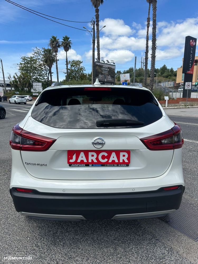 Nissan Qashqai 1.5 dCi N-Connecta 18 - 6