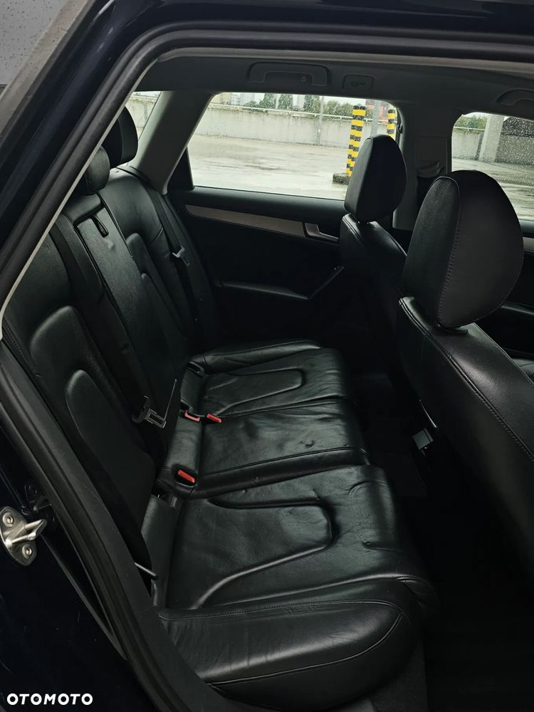 Audi A4 Avant 2.0 TFSI Multitronic - 27