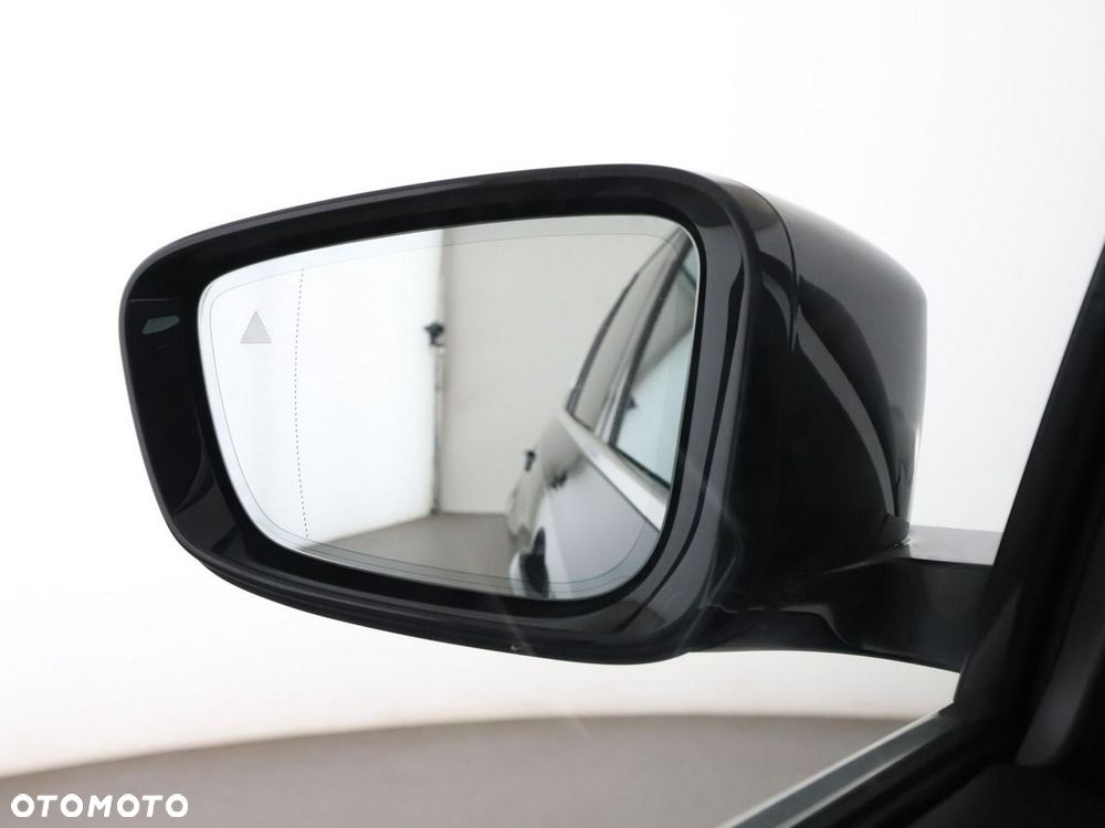 BMW Seria 3 318d MHEV Advantage - 37
