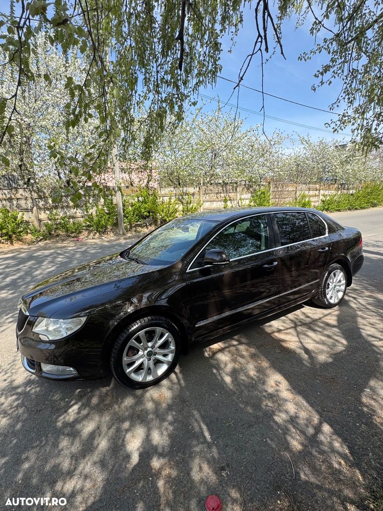 Skoda Superb 2.0 TDI Elegance 4x4 - 8