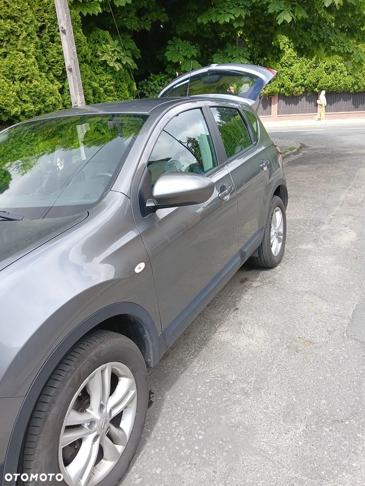 Nissan Qashqai - 4