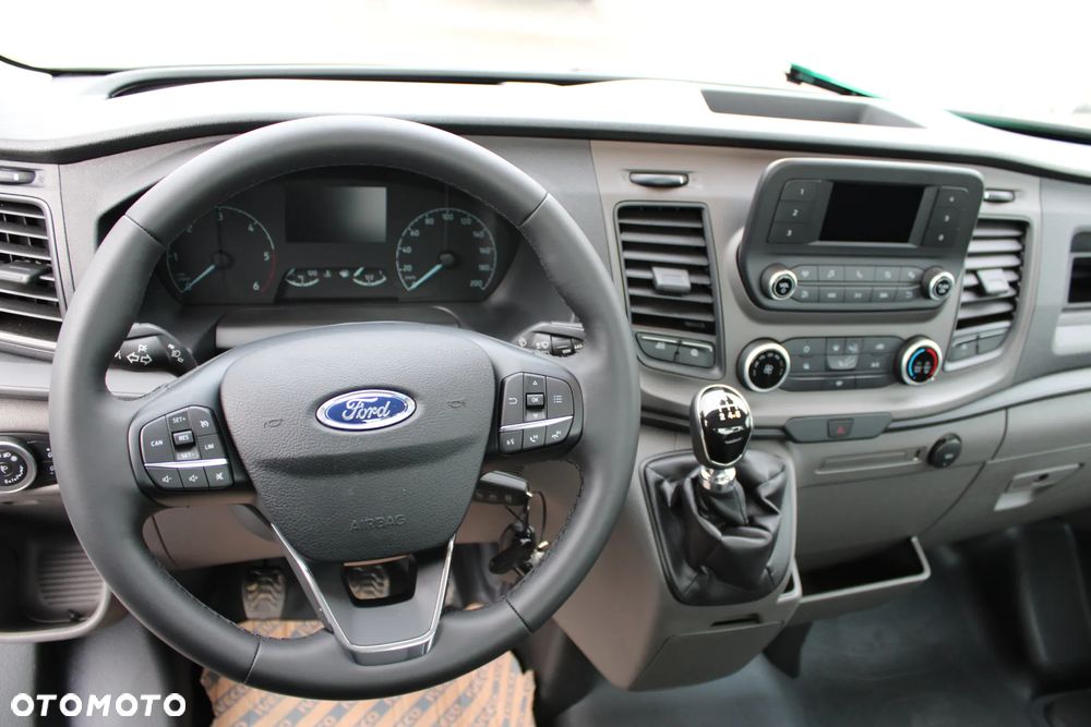 Ford Transit - 19