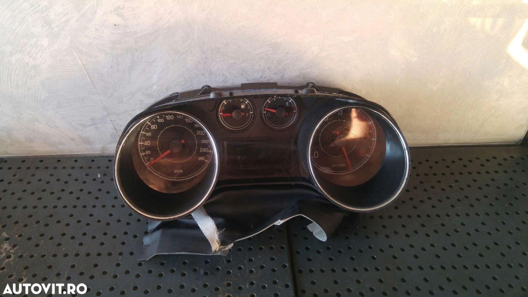 Ceasuri bord benzina fiat bravo 2 198 554000980100 555001980002 555001981602 - 1