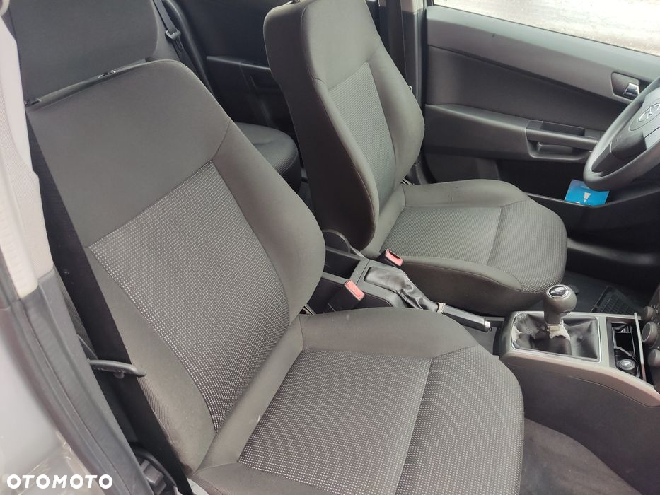 Na części Opel Astra III H Z40H Silnik Skrzynia Maska Zderzak Drzwi Klapa Szyba - 2