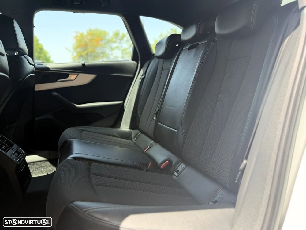 Audi A4 Avant 2.0 TDI DPF S line Sport Pack - 34