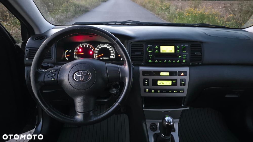 Toyota Corolla 1.6 VVT-i Sol (air6) - 16
