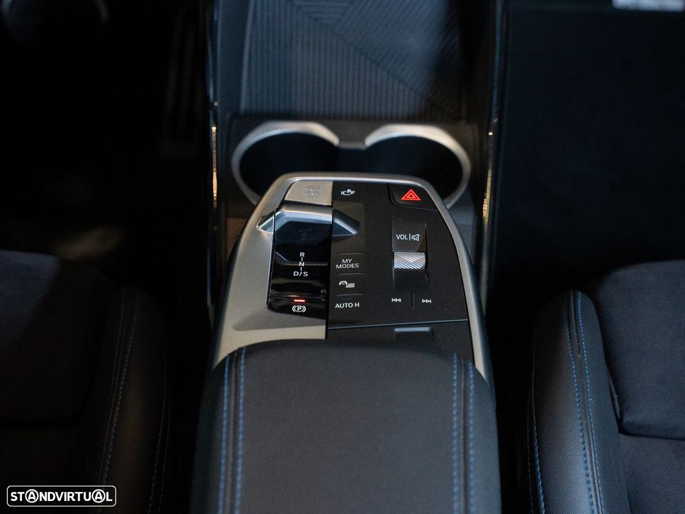 BMW X1 xDrive25e Pack Desportivo M - 13