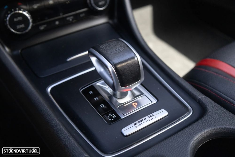 Mercedes-Benz A 45 AMG 4-Matic - 25