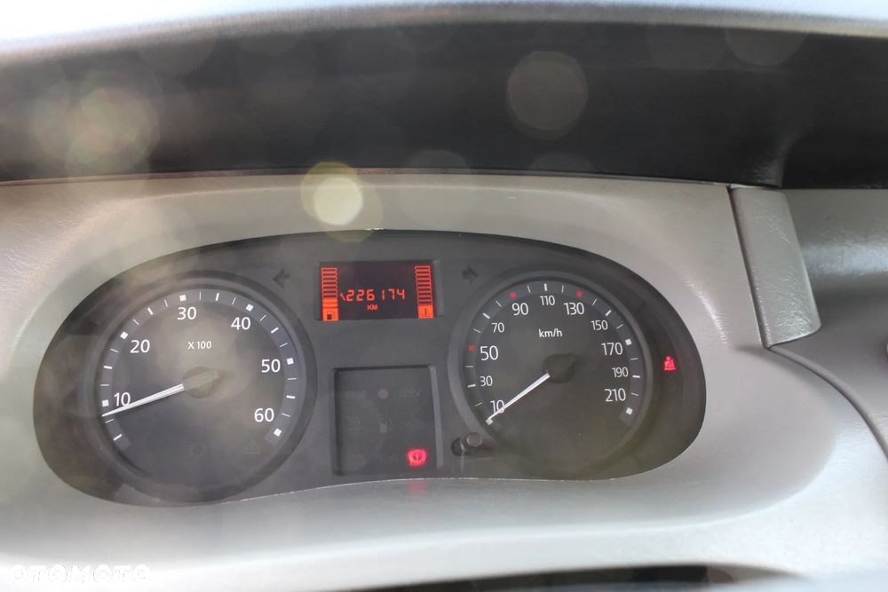Renault Trafic L2H1 Pack Clim - 21