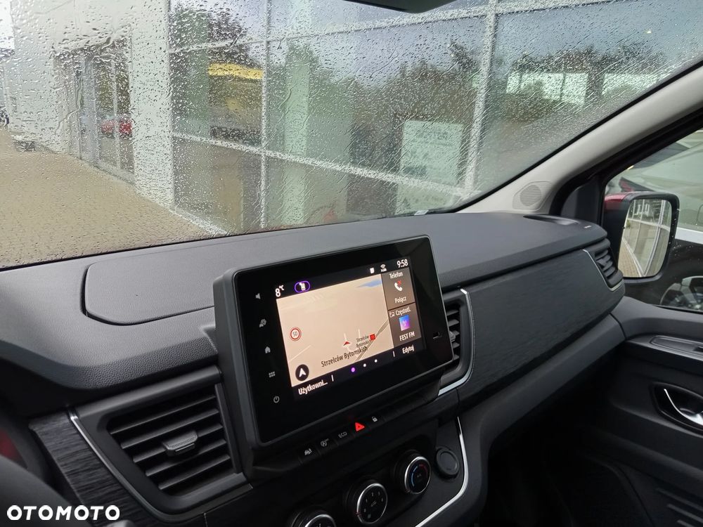 Renault Trafic - 11