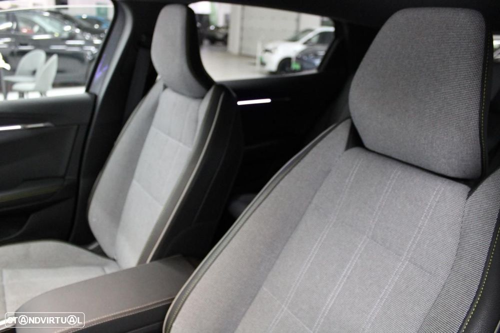 Renault Scénic E-Tech 220 Long Range Techno - 11