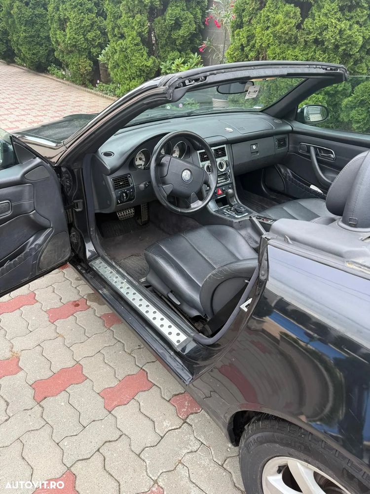 Mercedes-Benz SLK - 12