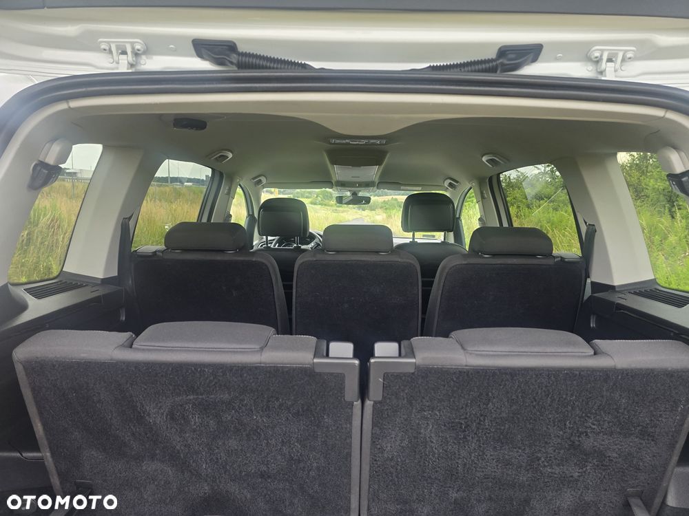 Volkswagen Touran 1.5 TSI EVO Comfortline DSG - 4