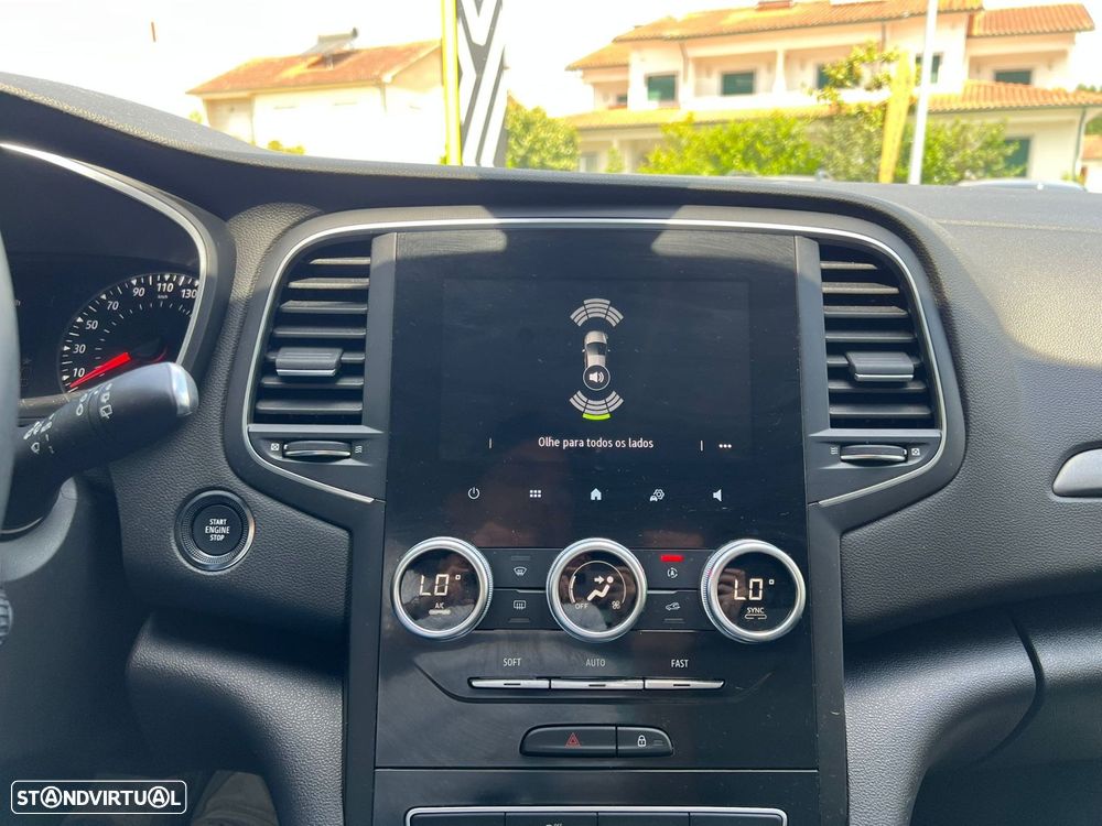 Renault Mégane 1.5 Blue dCi Limited - 13