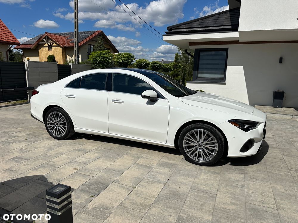 Mercedes-Benz CLA - 4
