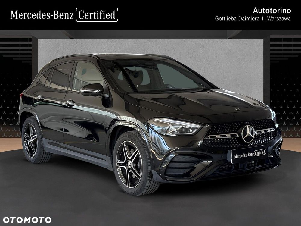 Mercedes-Benz GLA - 8