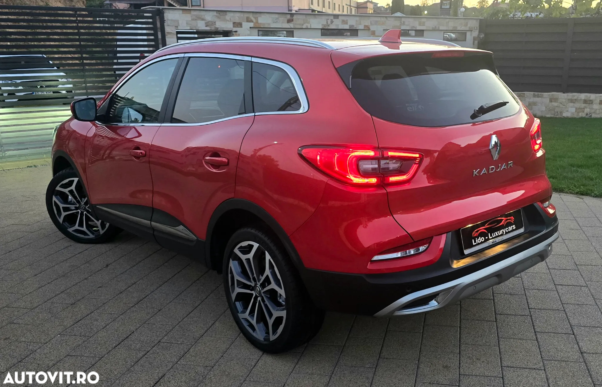 Renault Kadjar TCe 140 GPF BOSE EDITION - 4