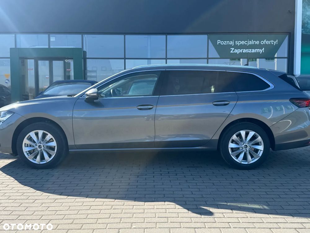 Skoda Superb 2.0 TDI SCR 4x4 Drive DSG - 4