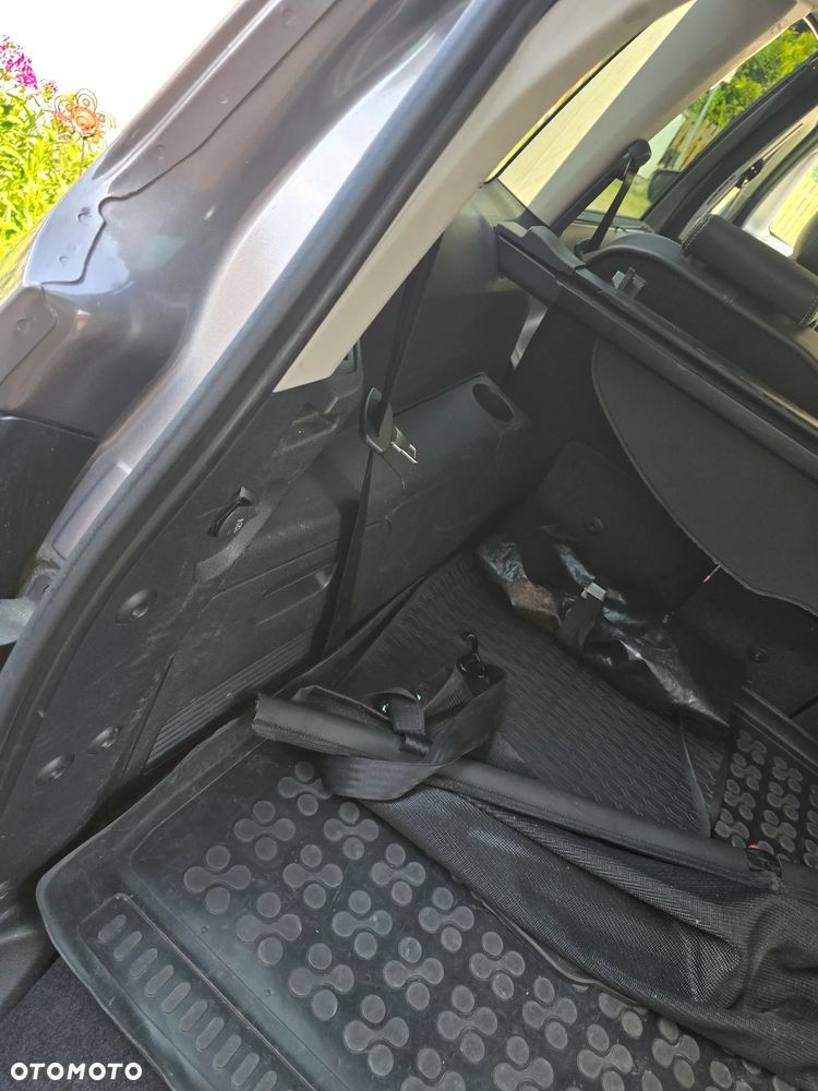Ford S-Max 2.0 TDCi DPF Titanium - 23