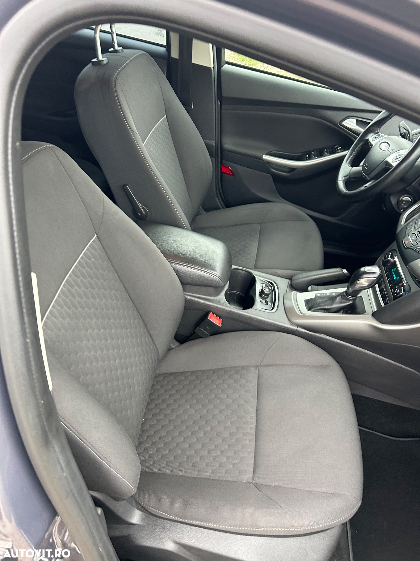 Ford Focus 2.0 TDCi DPF Aut. SYNC Edition - 18