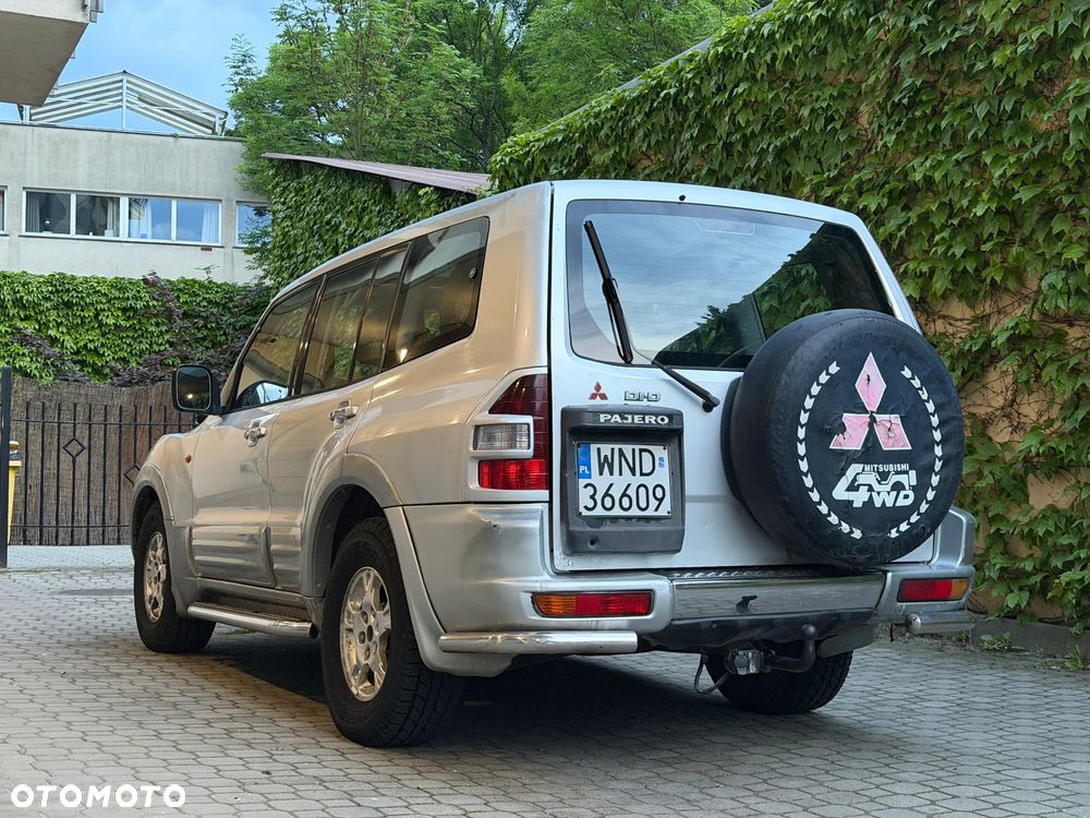 Mitsubishi Pajero - 7
