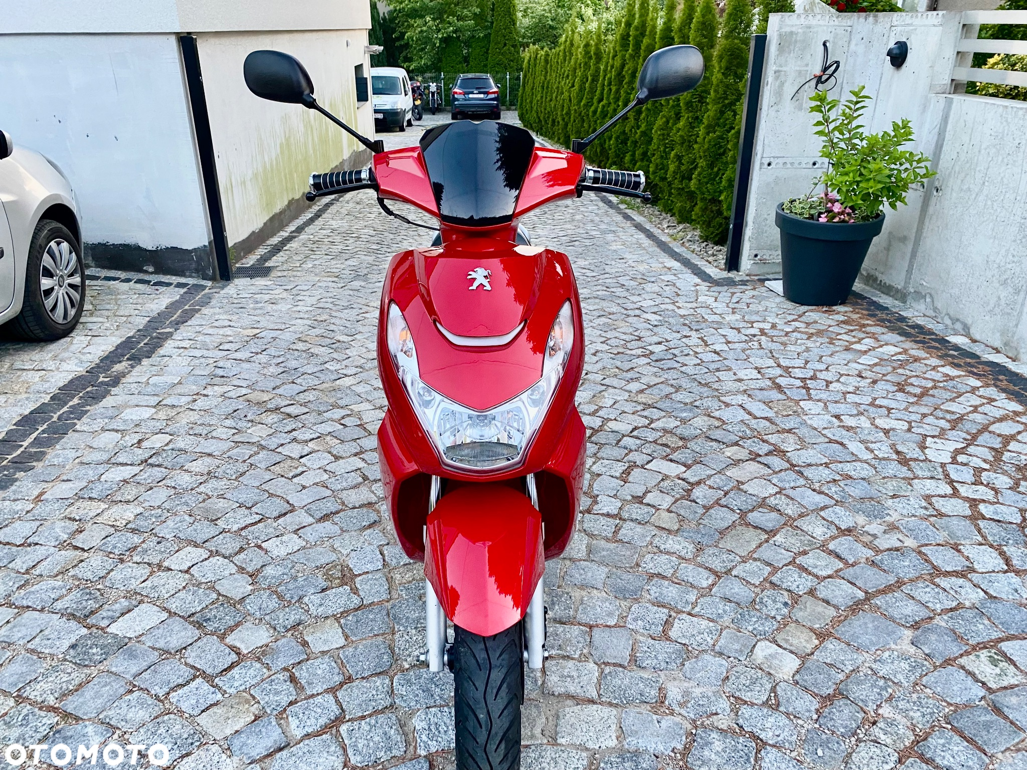 Peugeot Kisbee - 3