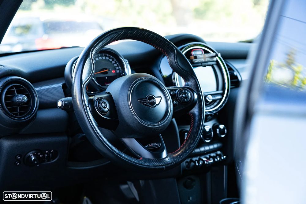 MINI 3 Portas Cooper D Aut. - 6