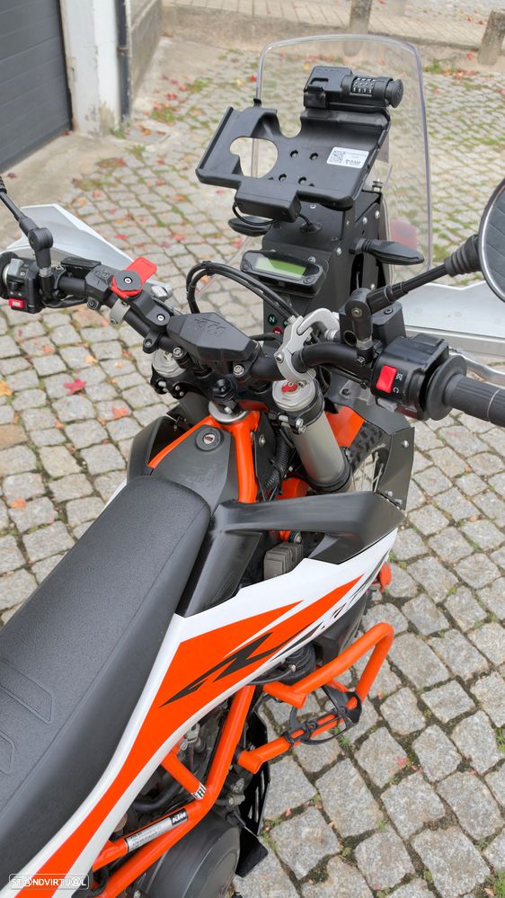 KTM 690 Enduro R Rally - 1