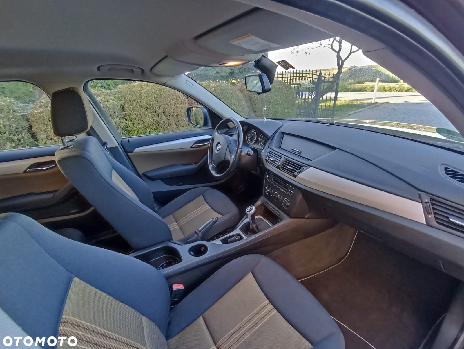 BMW X1 sDrive18i - 10