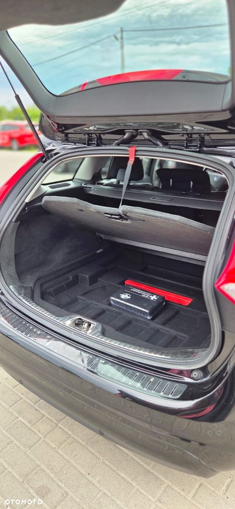 Volvo V60 D3 Base - 25