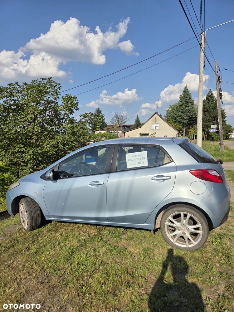 Mazda 2 - 4