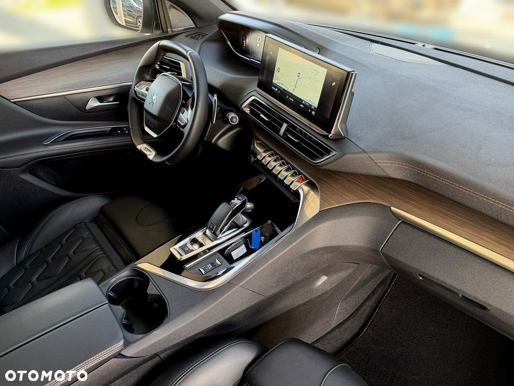 Peugeot 5008 - 25