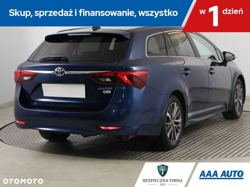 Toyota Avensis - 6