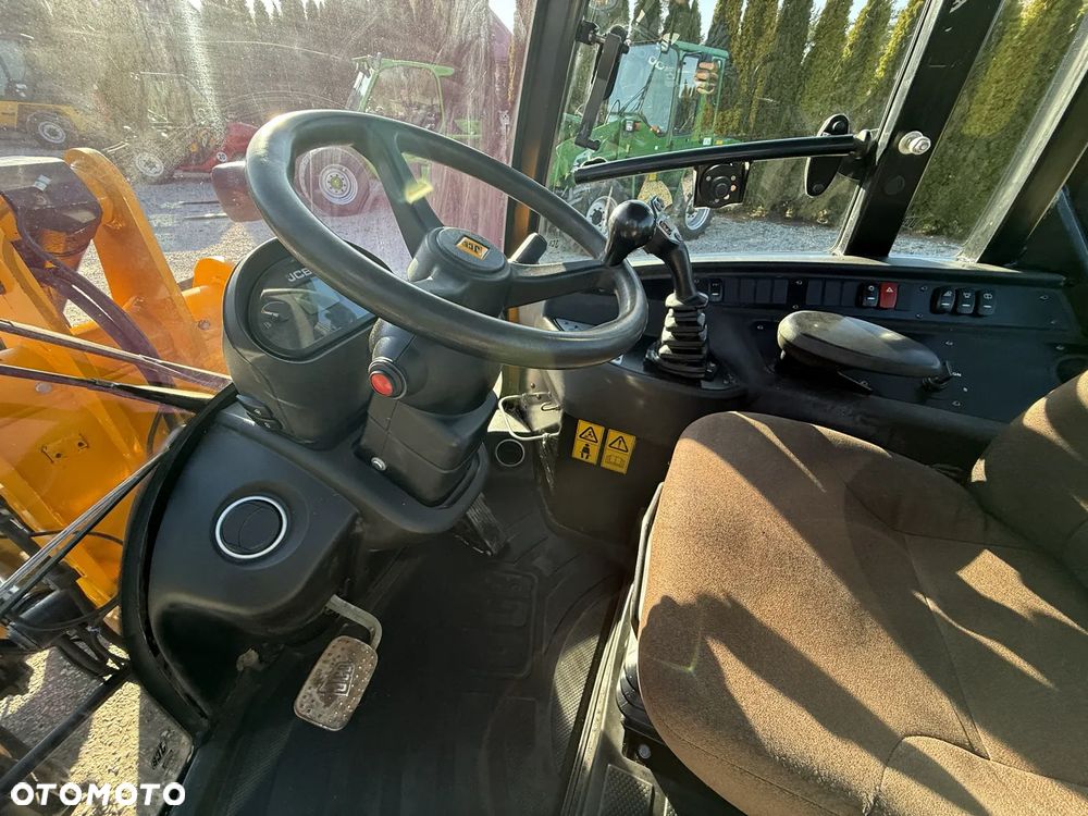 JCB 409 AGRI / ORYGINAŁ / SILNA / ŁADNIE UTRZYMANA  / BEZ DPF I ADBLUE / ZADBANA / SPROWADZONA Z NIEMIEC / 407 408 406 60 70 M 506 509 - 29