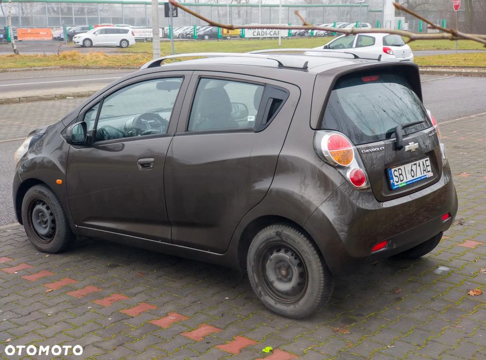 Chevrolet Spark 1.0 LS - 6
