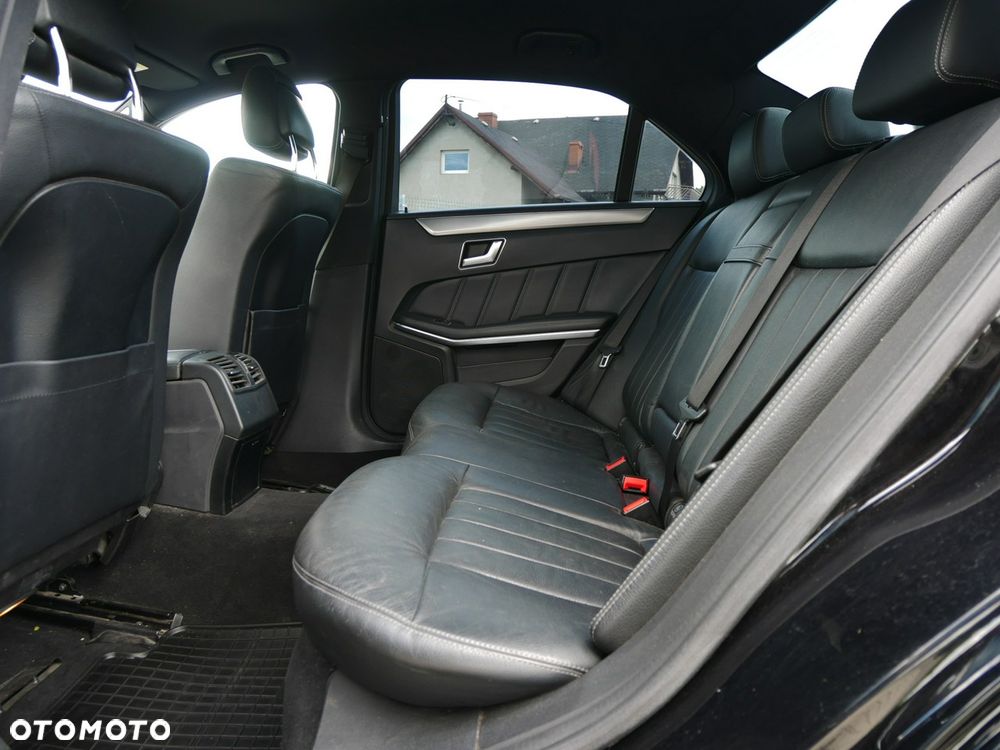 Mercedes-Benz Klasa E 250 (BlueTEC) d 9G-TRONIC - 9