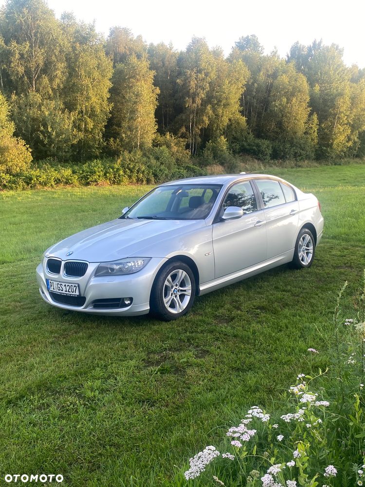 BMW Seria 3 320i Edition Exclusive - 1