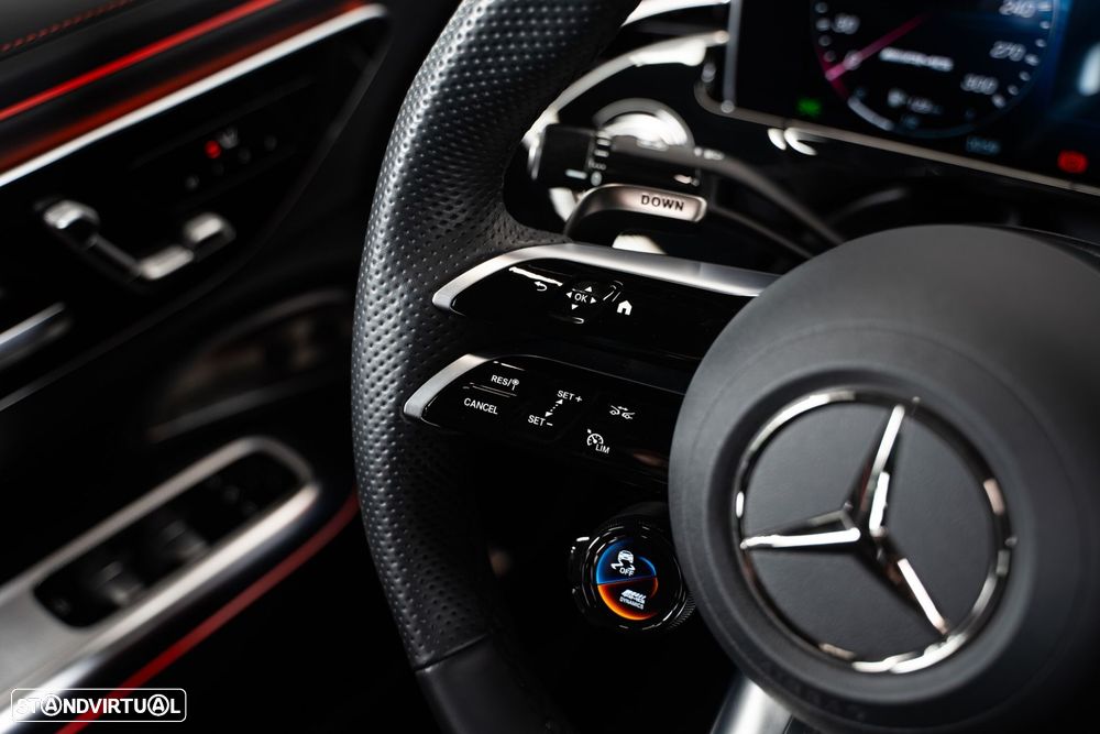 Mercedes-Benz E 53 AMG HYBRID 4Matic+ SpeedshiftFT TCT 9G - 31