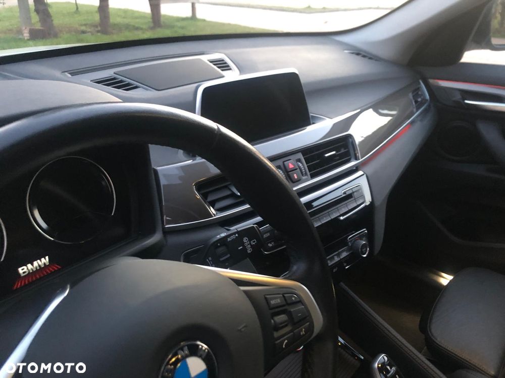 BMW X1 sDrive18d xLine - 7