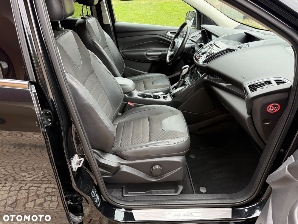 Ford Kuga 2.0 TDCi 4x4 ST-Line - 21