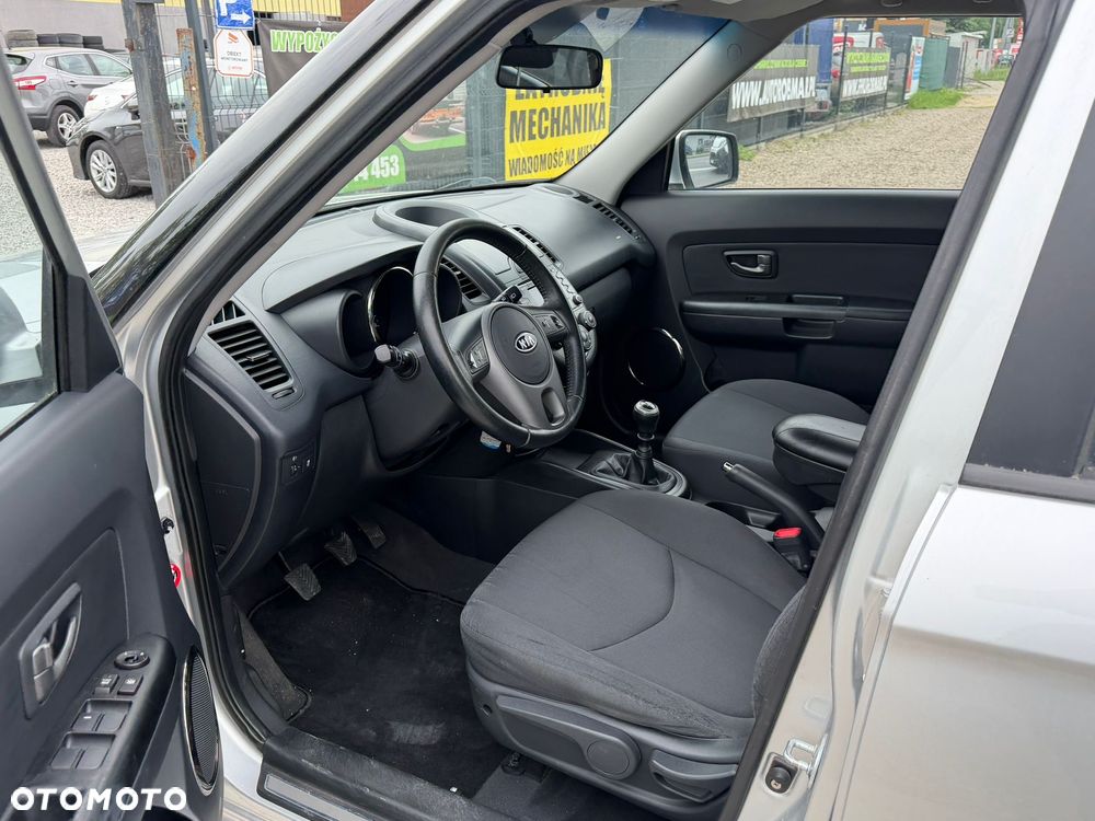 Kia Soul 1.6 CVVT Attract - 11
